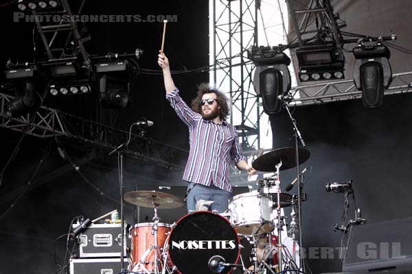 NOISETTES - 2009-08-29 - SAINT CLOUD - Domaine National - Grande Scene - 